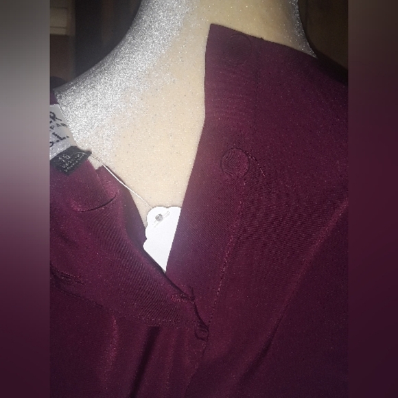 Womans Red Long Size 1S Sleeved Elegant Blouse - Picture 2 of 3